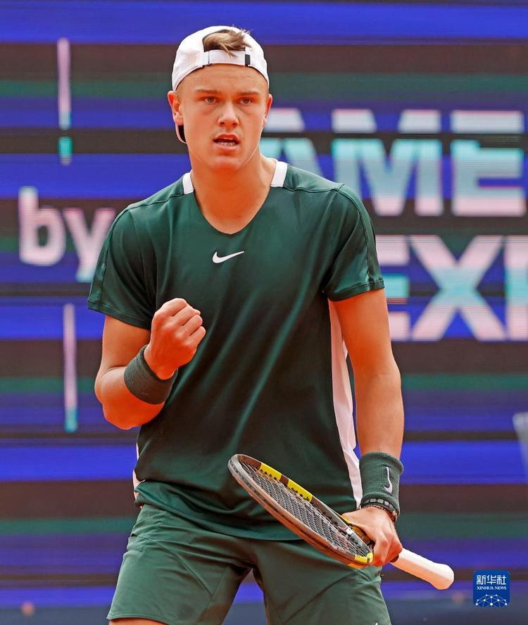 往被安排在 往被安排在