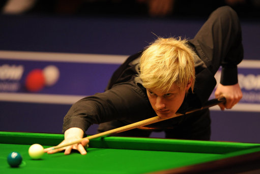 举步维艰 举步维艰