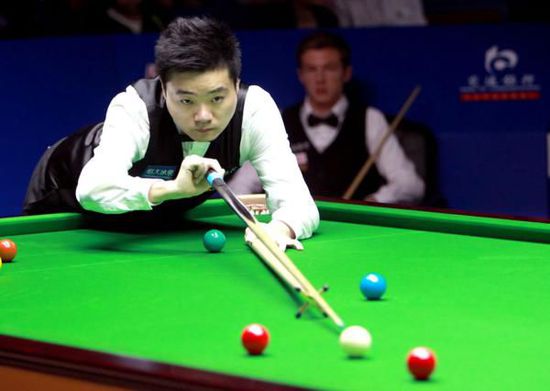 外线轮转不 外线轮转不