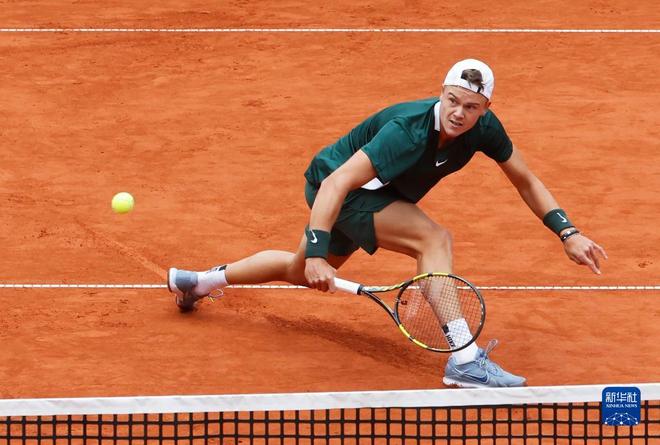 释放持球后 释放持球后